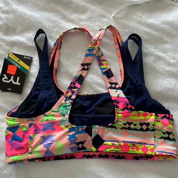TYR Bathing Suit Top Size L - Picture 2 of 3